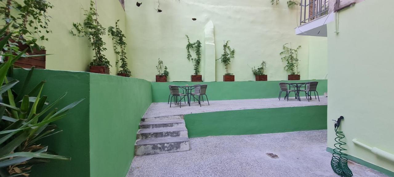 Cozy Apartment With Garden Near Town Center, Fully Renovated. Athene Buitenkant foto